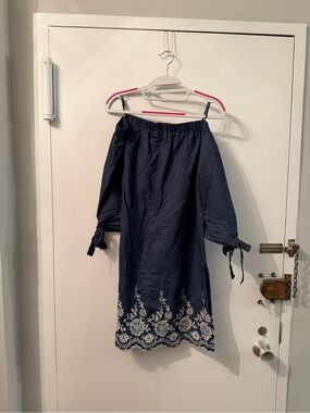 Jessica Howard Navy Blue Off-Shoulder Dress with White Accents